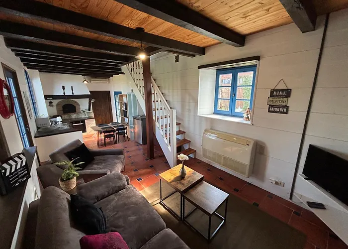 Trois Pièces à La Campagne * Pouillon